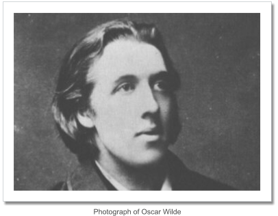 Photograph of Oscar Wilde